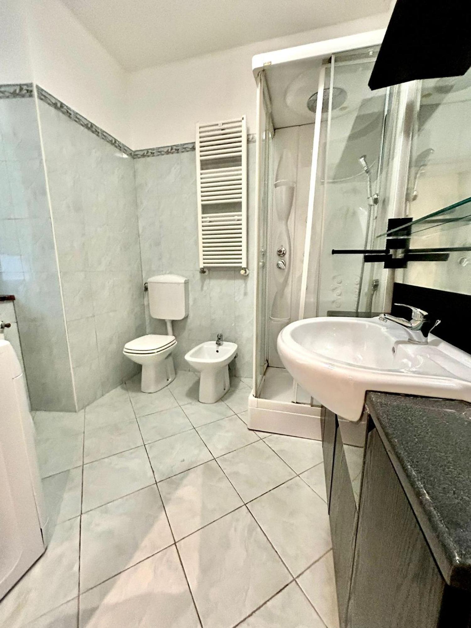 Residence Zar 3 Триест Екстериор снимка
