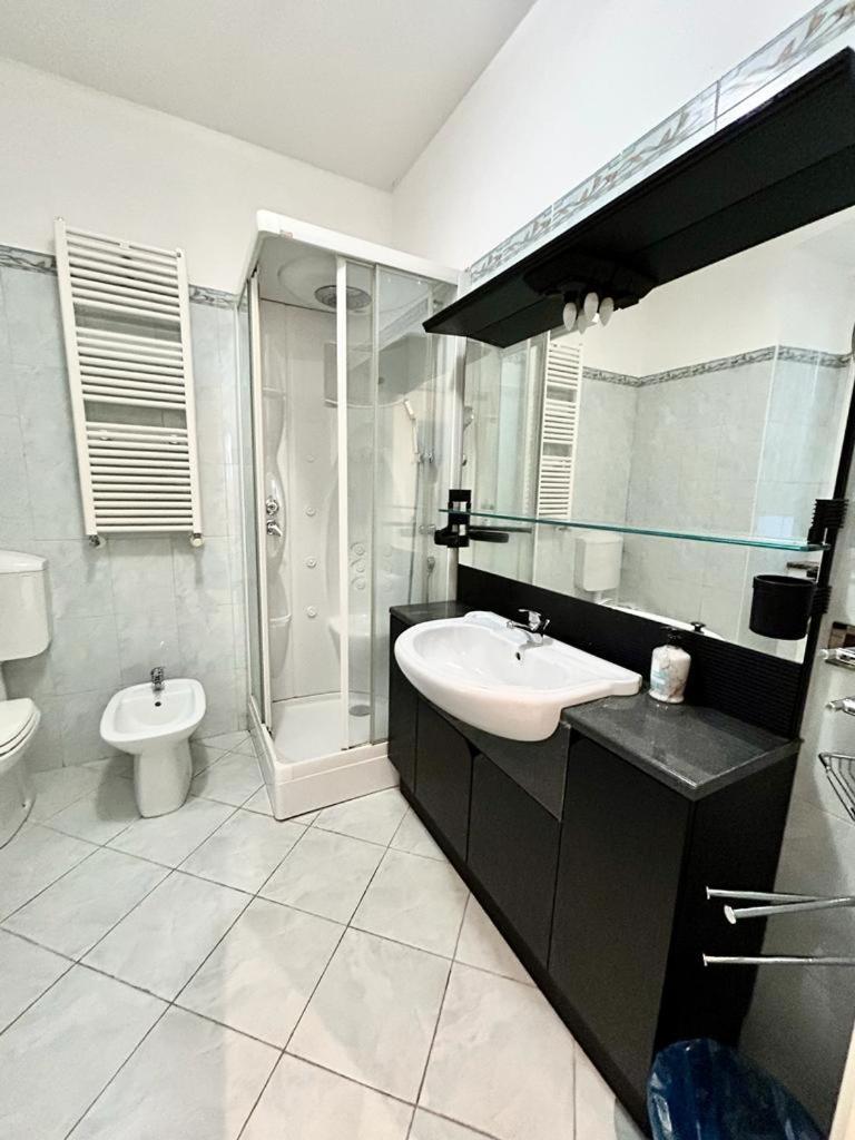 Residence Zar 3 Триест Екстериор снимка